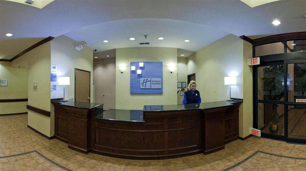 Holiday Inn Express Hotel And Suites Abilene By Ihg Exterior foto