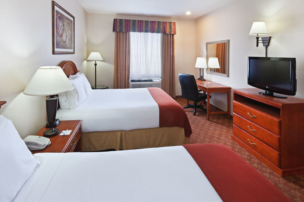 Holiday Inn Express Hotel And Suites Abilene By Ihg Zimmer foto
